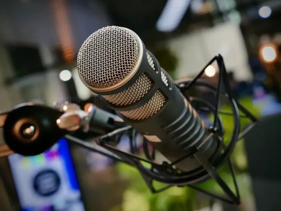 ビジネス対談が伝わりやすくなる音声づくりのポイント